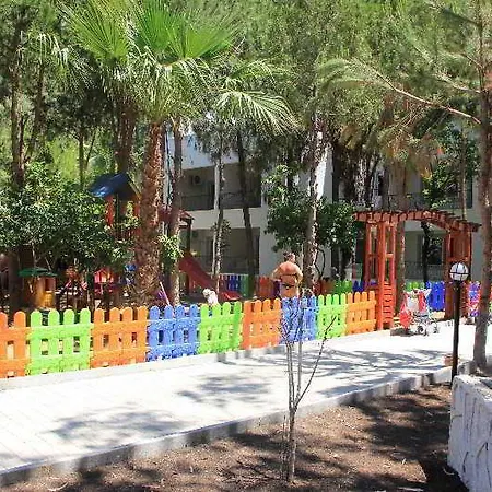 Larissa Club Side