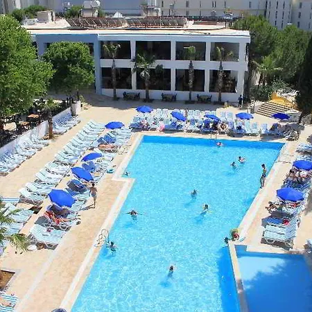Larissa Club